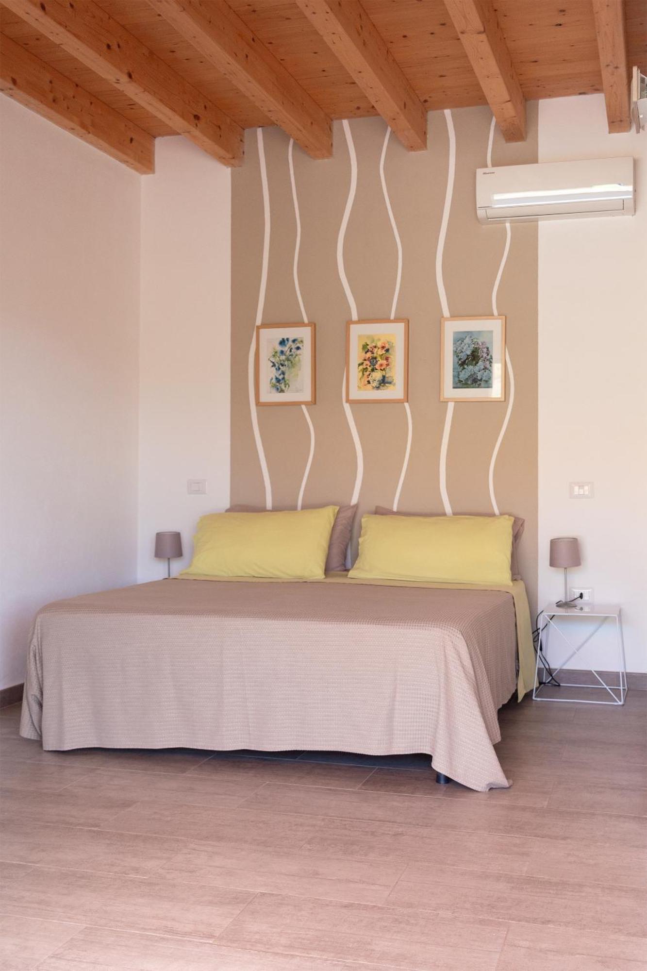 Sa Guardia De Ferricci Bed & Breakfast Solanas  Exterior photo